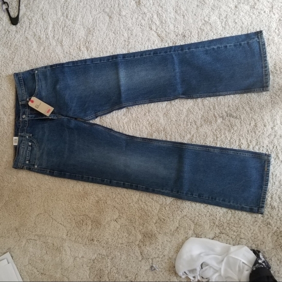 Mens Levi pants - Picture 3 of 5